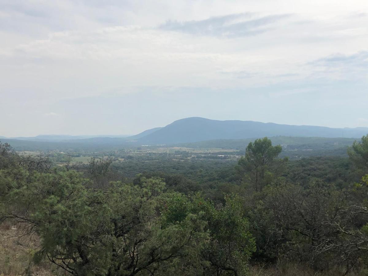 Retour Aux Sources Villa Sauve Bagian luar foto